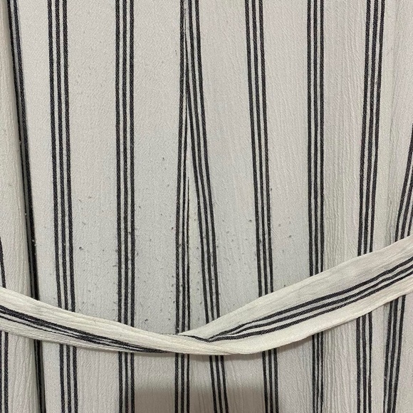 American Eagle striped jumpsuit - Picture 4 of 4